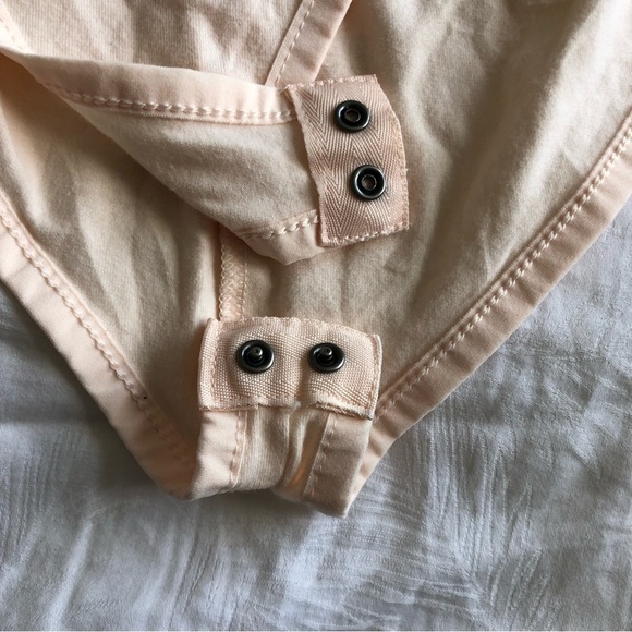 Nike Bodysuit Tee Shirt - Picture 6 of 7